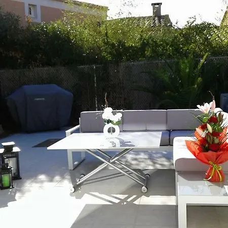 La Maison Du Cap Secteur Tennis 펜션 아그